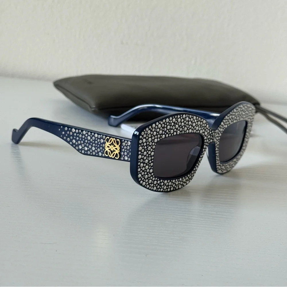 NWT Loewe Crystal Sunglasses LW4114IS 90A Navy Blue | Swarovski | Authentic